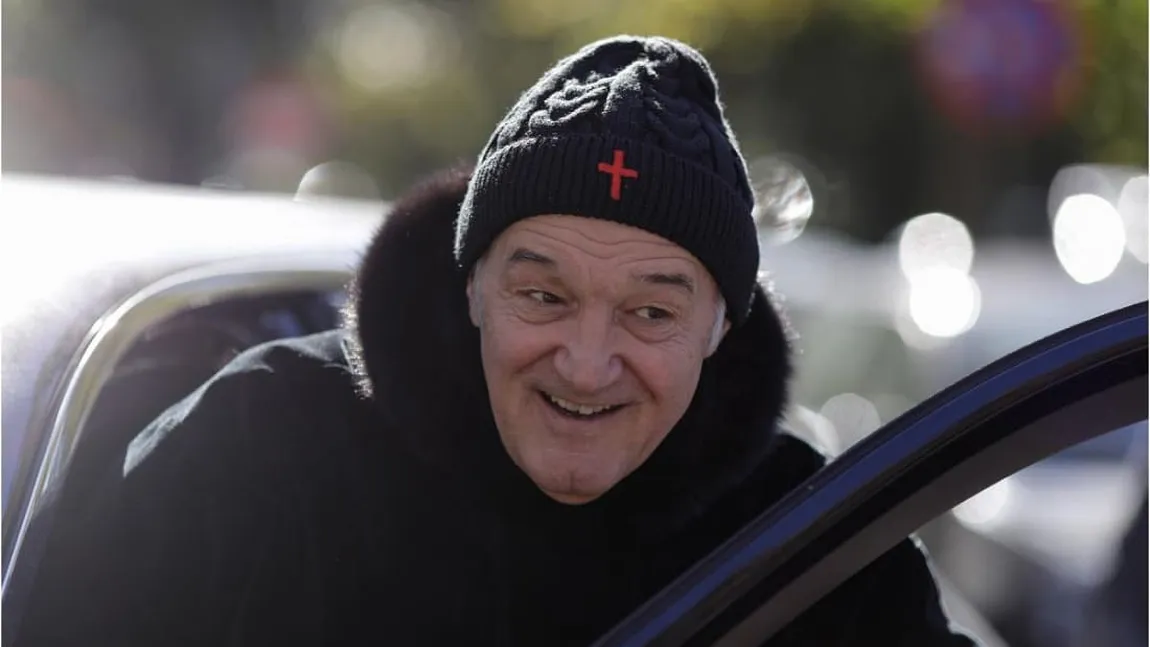 Cât costă faimoasa căciulă a lui Gigi Becali, cu cruce în frunte. Producătorul chiar o numește ”tip Becali”