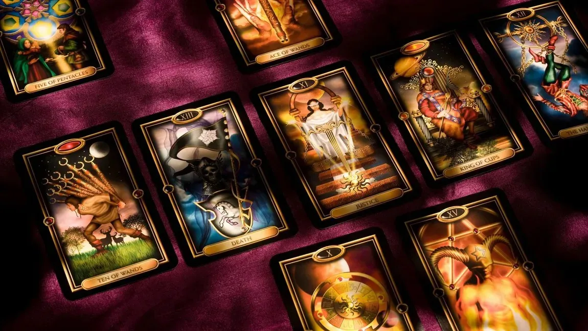 Horoscop TAROT 12 februarie 2025. Regina de spade te SUFOCĂ, Diavolul te PROVOACĂ să analizezi totul