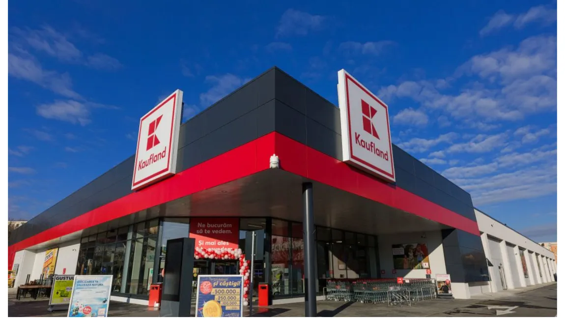 Kaufland le dă bani clienților. Ce să faci ca să-i primești instant în magazin