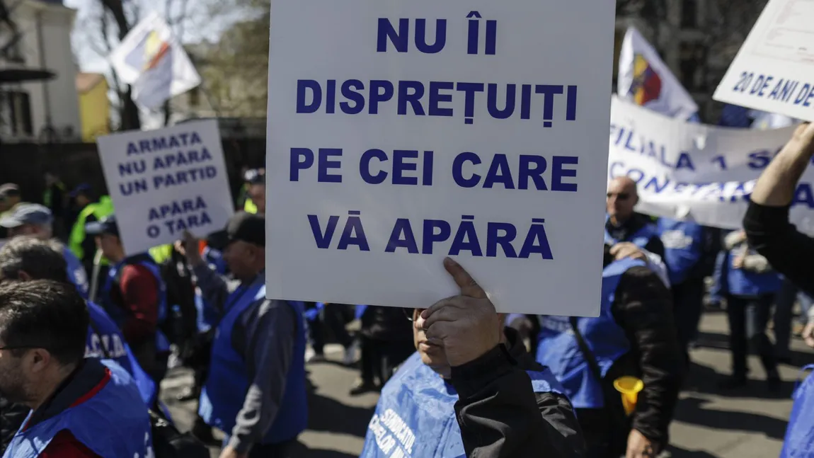 Sute de polițiști au participat la un protest în Craiova față de ordonanța trenuleț