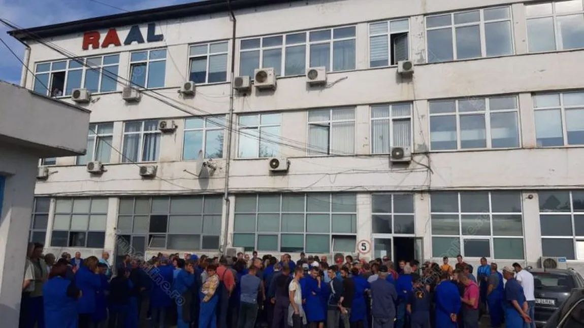Fabrica din Bistriţa-Năsăud, cu afaceri de aproape 400 de milioane de lei în 2023, preferă să concedieze sute de angajaţi, decât să accepte investitori