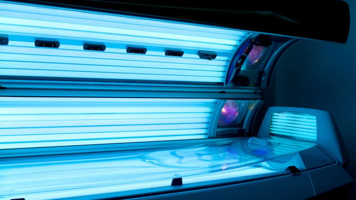 Cât timp este recomandat să stai la solar. Trucul banal pentru a obţine un bronz uniform