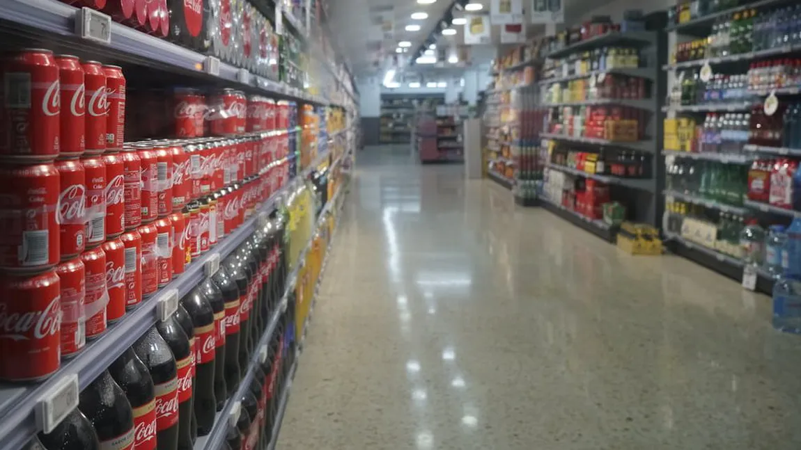 Coca-Cola ar putea să dispară din România. Lovitură devastatoare pentru gigantul din industria băuturilor