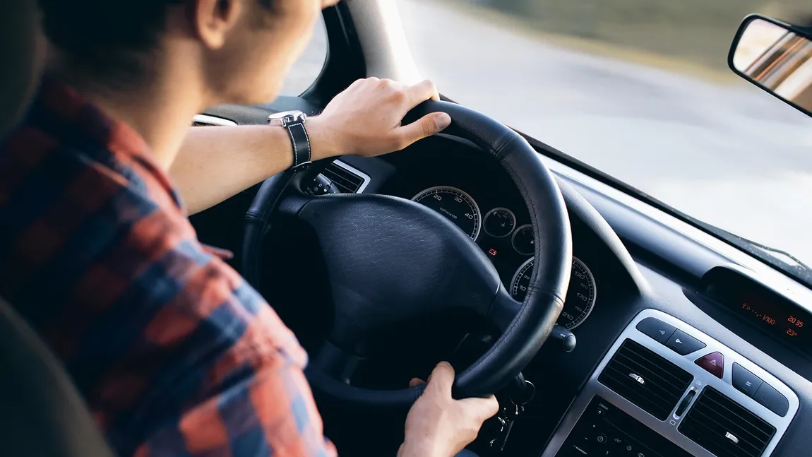 COD RUTIER 2025. Se schimbă permisele auto. Toți șoferii sunt vizați de noile modificări