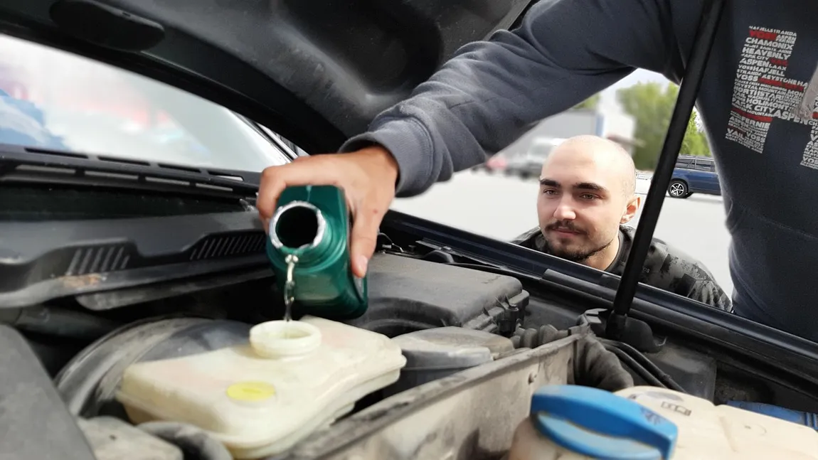 Când se face revizia la mașină. Cât costă să schimbi uleiul și filtrele
