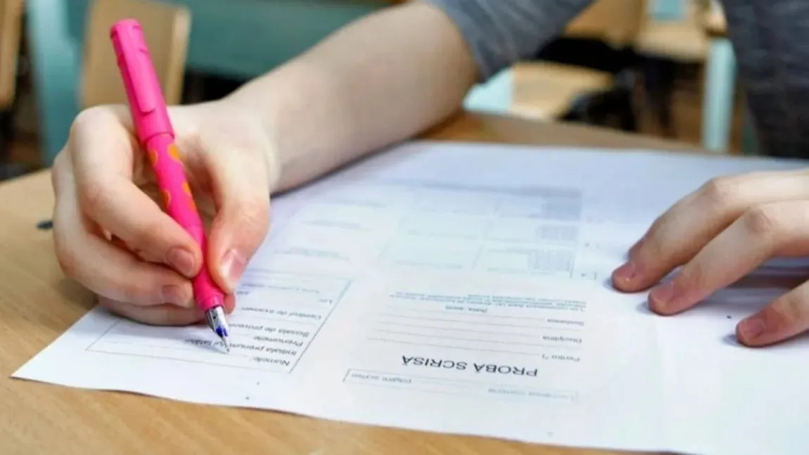 Subiecte simulare Evaluarea Națională 2025 la Limba Română. Ce le-a picat elevilor de clasa a VIII-a