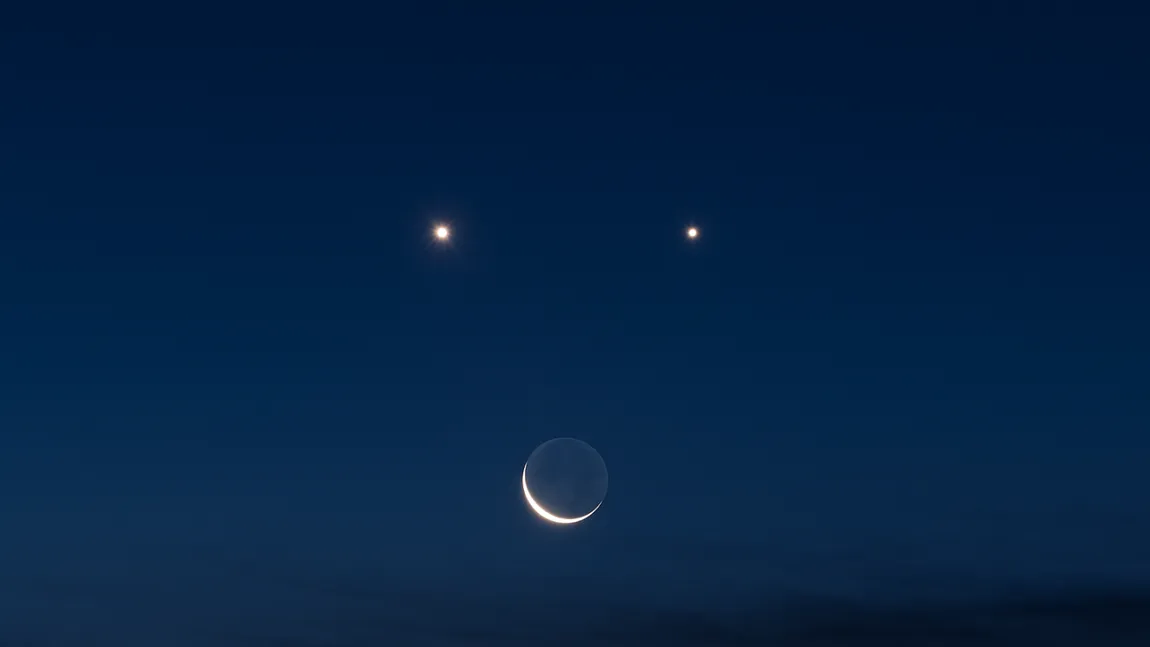 Aliniere planetară RARĂ va forma un „FAȚĂ ZÂMBITOARE”. Ce ne aduce alinerea planetară dintre sensibila LUNĂ, iubăreața VENUS și seriosul SATURN