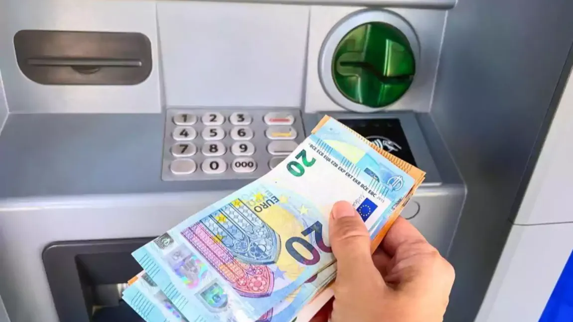Bancnota care mai poate fi retrasă de la bancomat doar până la sfârşitul anului. Nu va fi scoasă din circulaţie