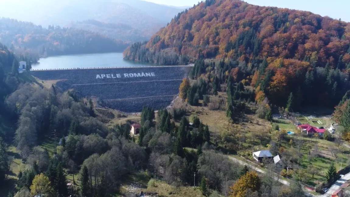 Alertă în Hunedoara, din cauza unui baraj vechi de 50 de ani. ”Au apărut nişte fisuri în anvelopa asfaltică”. Mai multe localități sunt în pericol