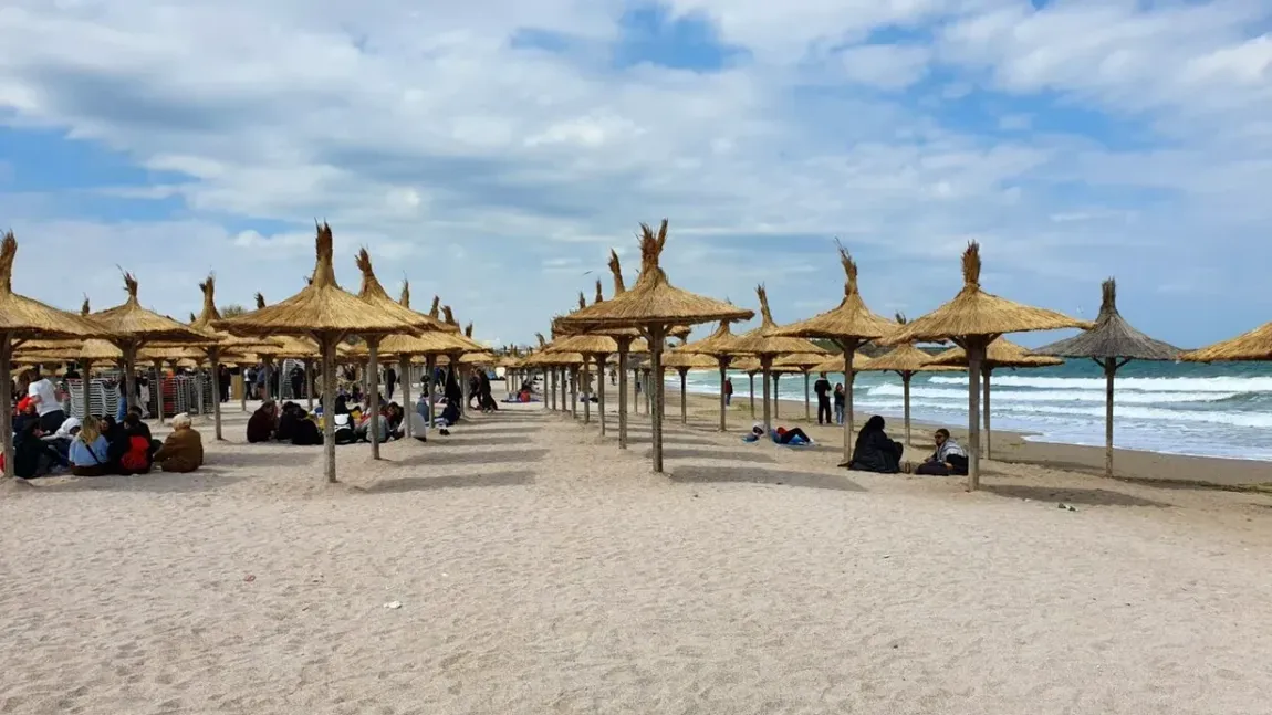 Peste 50.000 de turişti sunt aşteptaţi pe litoral de 1 Mai. Care sunt preţurile la cazare