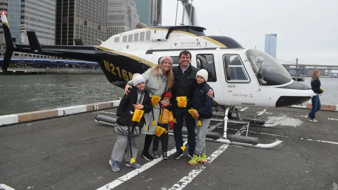 VIDEO CEO-ul Siemens Spania, soţia şi cei trei copii au murit după ce elicopterul în care se aflau s-a prăbuşit în fluviul Hudson, în New York