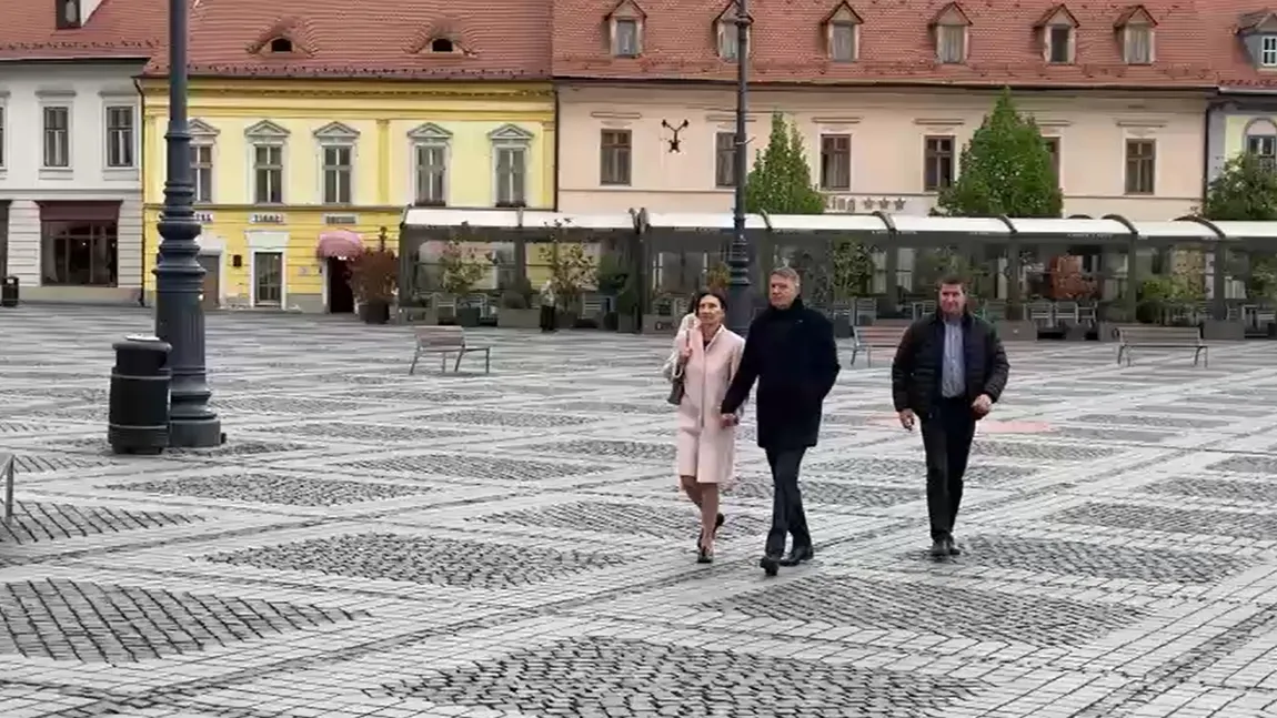 Klaus Iohannis, o nouă apariție publică după episodul de mătura. Unde a mers fostul președinte