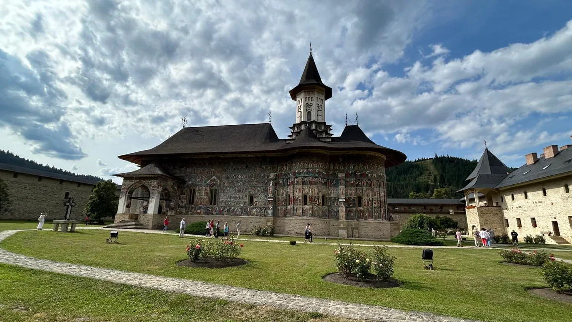 Ruta mănăstirilor din zona Moldovei. Destinații ideale, în perioada Paștelui