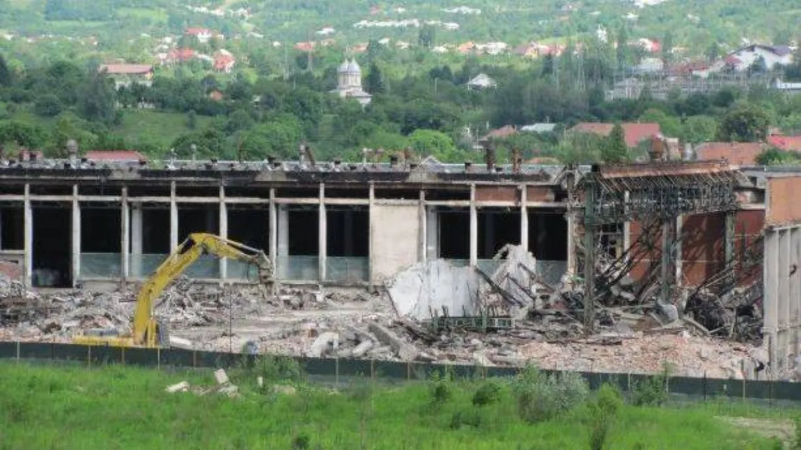 Cum s-a ales praful de un brand românesc care se vindea în peste 100 de țări. ”Veveriţele au mai rămas, că-n rest nu mai e nimeni”