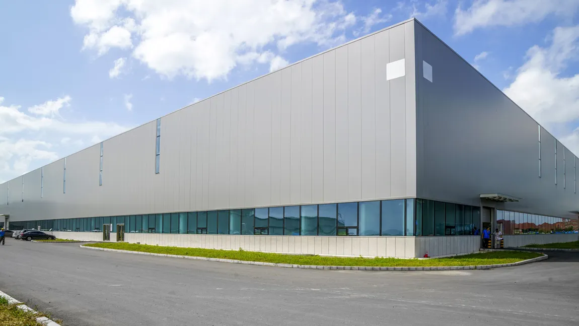 Investiție uriașă într-un orășel de provincie din România. Noua fabrică modernă pe care se bazează Kaufland, Profi, Mega Image, Auchan și Carrefour