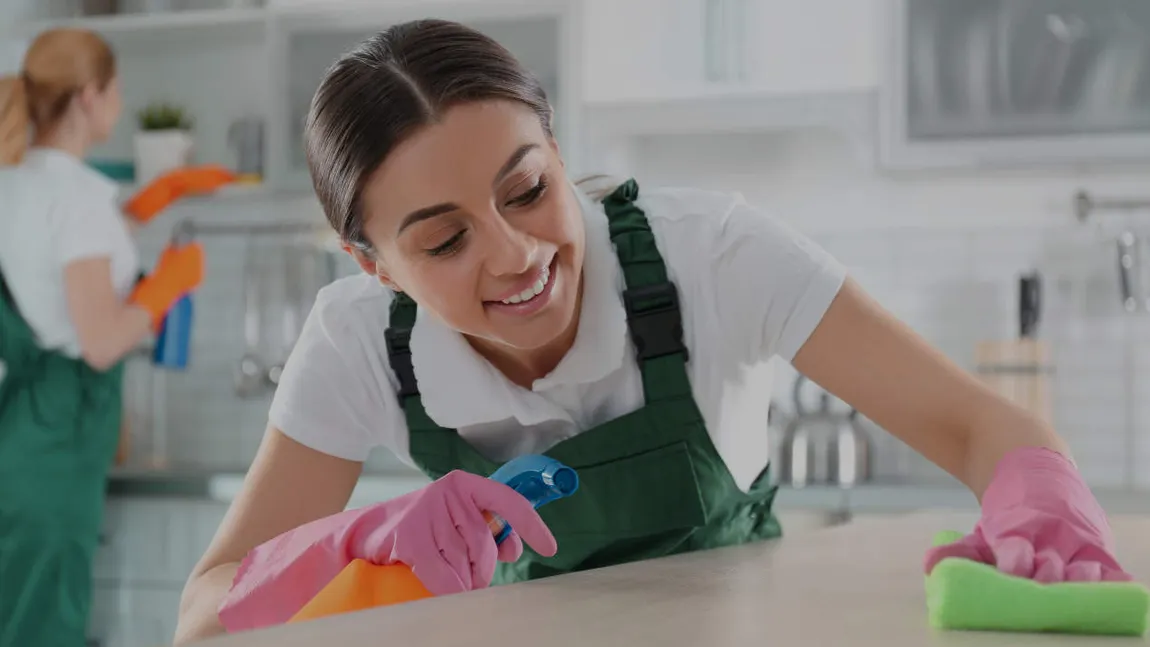 Jobul plătit cu 2.000 de euro pe lună, cazare și masă gratuite într-una dintre țările europene în care foarte mulți români aleg să-și caute de muncă