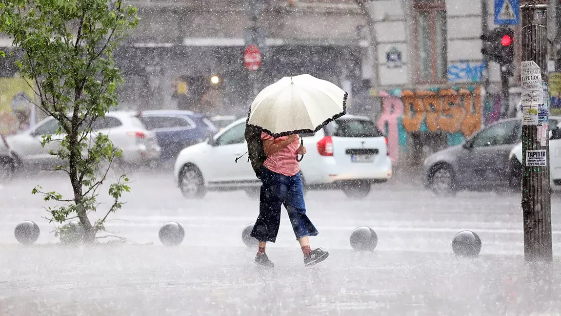 Prognoza meteo. Vreme rece în jumătate de ţară. Unde va ploua