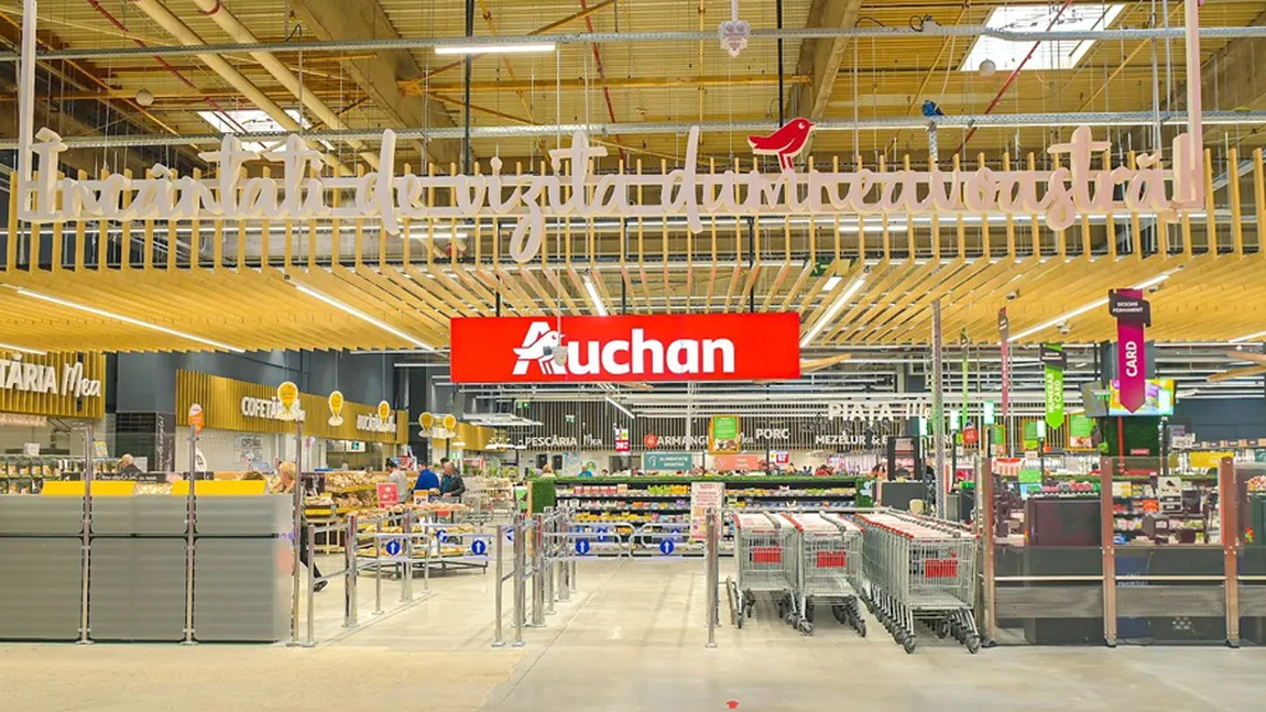 Un produs consumat de români, retras din Auchan. Persoanele care l-au cumpărat sunt rugate să nu îl consume și să îl returneze