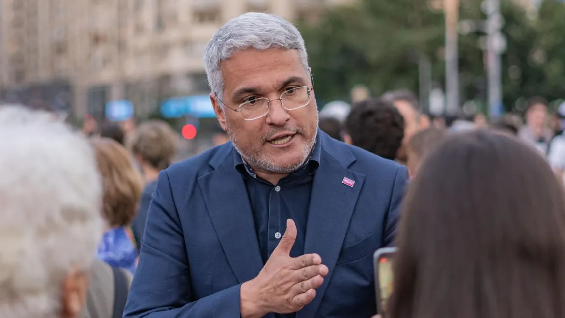 Noul ministru al Fondurilor Europene a fost amenințat cu moartea de un necunosut. Dragoș Pîslaru a anunțat că va da în judecată site-ul Realitatea.Net