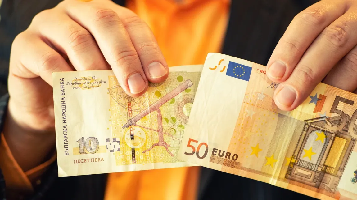 Bulgaria trece la moneda euro. Cum se va desfășura procesul și până când mai pot bulgarii să plătească în leva