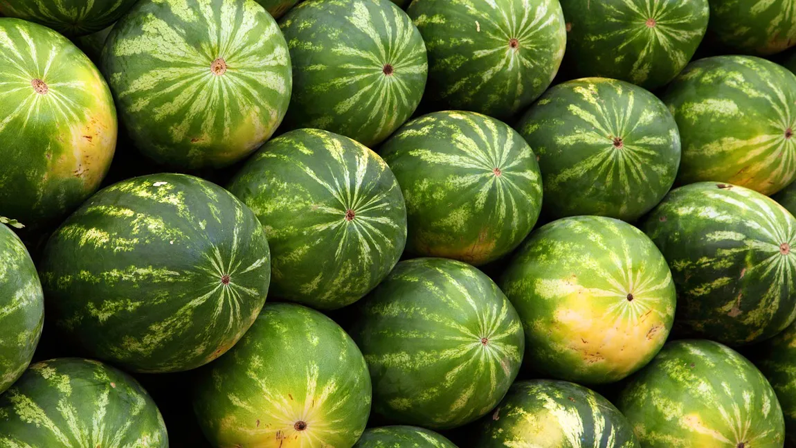 Cât costă kilogramul de pepene în 2025. Prețurile au luat-o razna în supermarketuri și în piețe