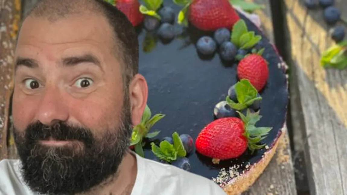 Desertul recomandat de Adi Hădean în miez de vară: cheesecake răcoros cu afine. Fără coacere, super-delicios!