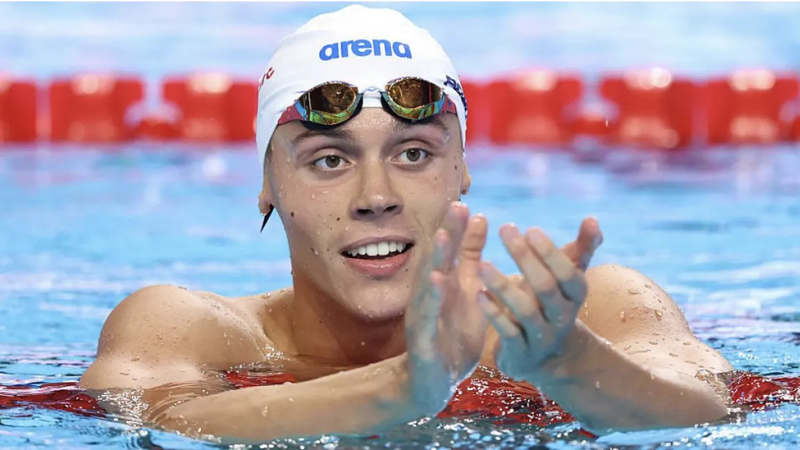 Fabulos! David Popovici reuşeşte dubla, campion mondial la 100 m şi 200 m şi un nou record european. Reacţii superbe în presa mondială