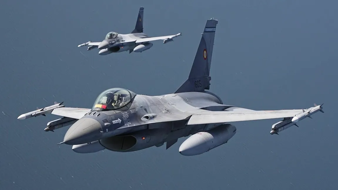 Avioane ucrainene surprinse în spațiul aerian românesc. Armata Română a intervenit cu avioane F16