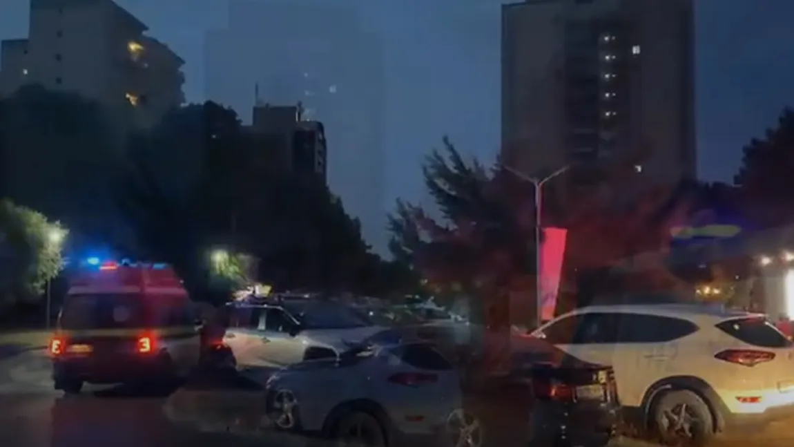 Incendiu la un hotel celebru din stațiunea Olimp, unde sunt cazați 350 de turiști. Mai multe persoane au făcut atac de panică VIDEO