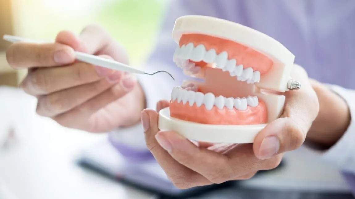 Cabinetele stomatologice au primit INTERZIS la marketing! Dentistul nu mai are voie să întrebe: „Cine v-a lucrat aici?”. Noi reguli pentru stomatologi