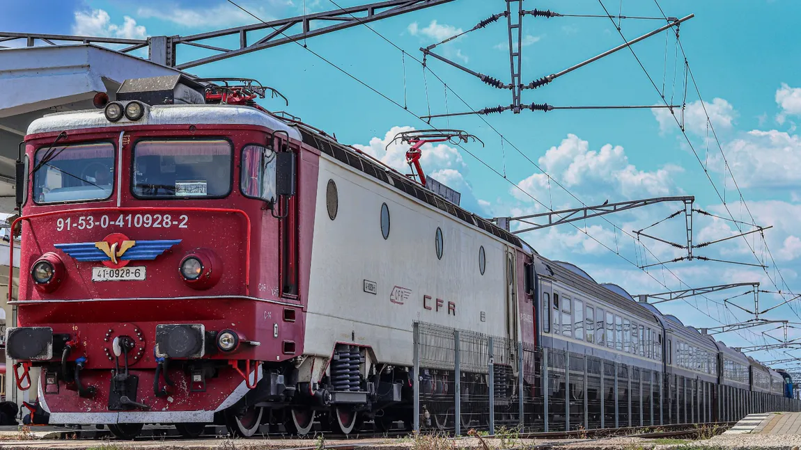 Vrei să ajungi mai repede la mare? CFR te rezolvă...cu întârzieri între 64 și 200 de minute la sosirea trenurilor pe litoral