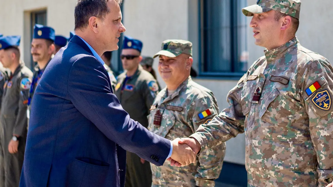 Ministrul Apărării spune că fondurile pentru salariile militarilor și înzestrarea armatei nu sunt vizate de austeritate. ”Sunt agreate cu aliații NATO”