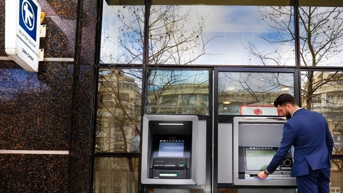 O mare bancă din România dispare! Conturile și cardurile clienților se închid automat la 14 august 2025