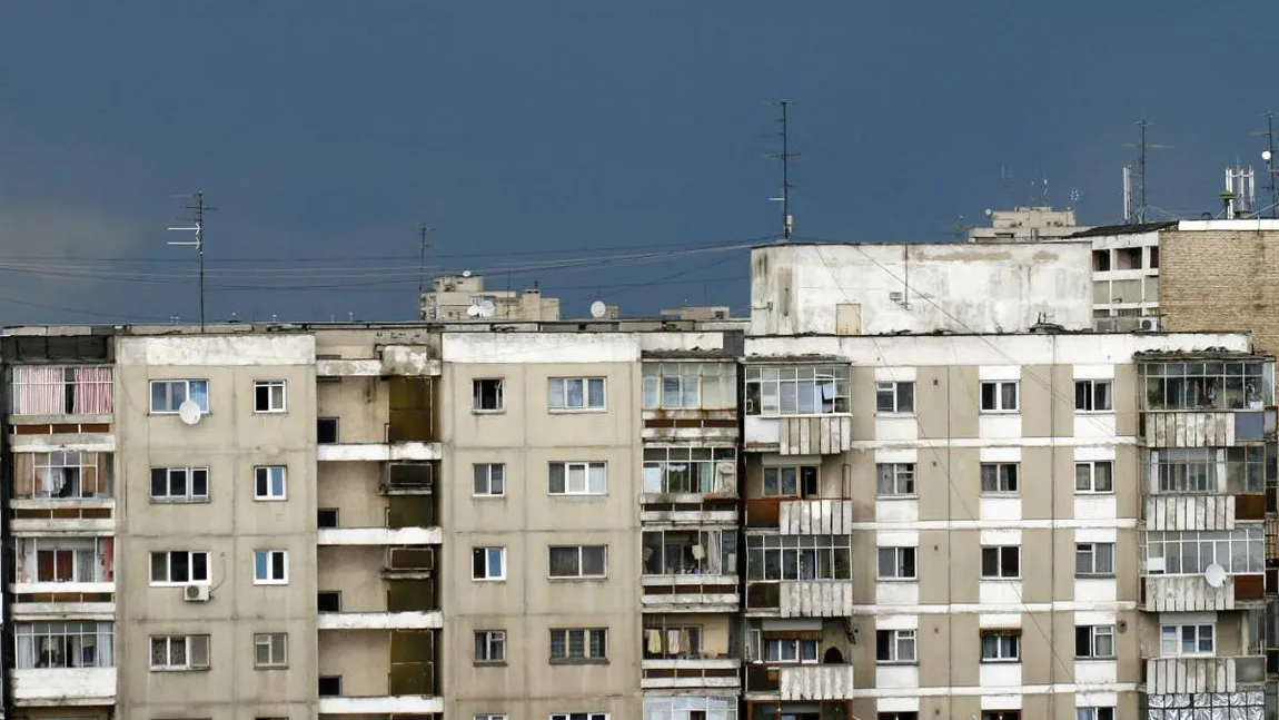 Este obligatoriu pentru toţi românii care stau de bloc! Se trece la întreţinere după trei luni, proprietarii nu pot refuza!