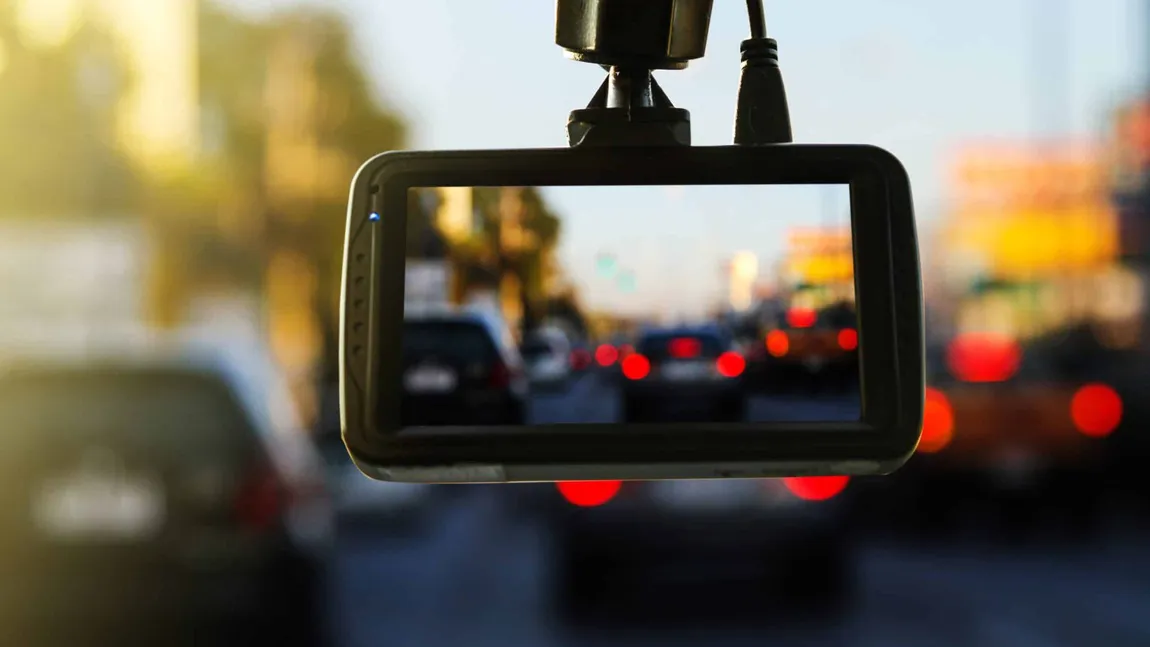 Atenţie dacă pleci cu maşina în vacanţă! Camerele de bord sunt interzise în unele ţări europene