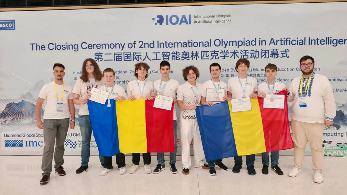 Elevii români au obținut OPT medalii la Olimpiada Internațională de Inteligență Artificială de la Beijing 2025