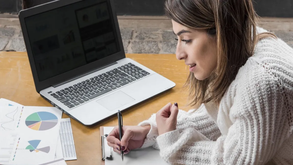 Studiu: Ce bugete se duc către o agenție marketing online, în medie, în business-urile românești?