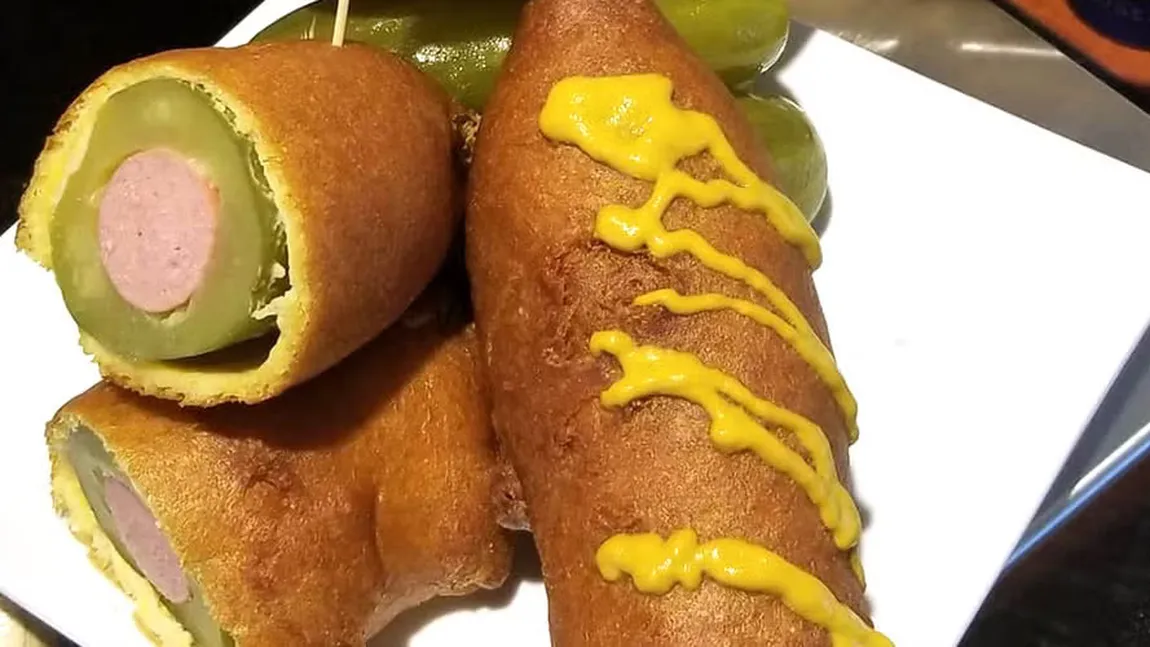 Dilly Dog, hotdog învelit în castravete murat: Coșmar culinar sau delicatesă?