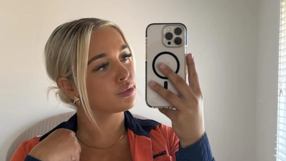 Scandal pe TikTok! O muncitoare din construcții cere tratament egal. Vrea să lucreze fără tricou în zilele caniculare: „Toți băieții sunt așa! De ce nu pot și eu?”