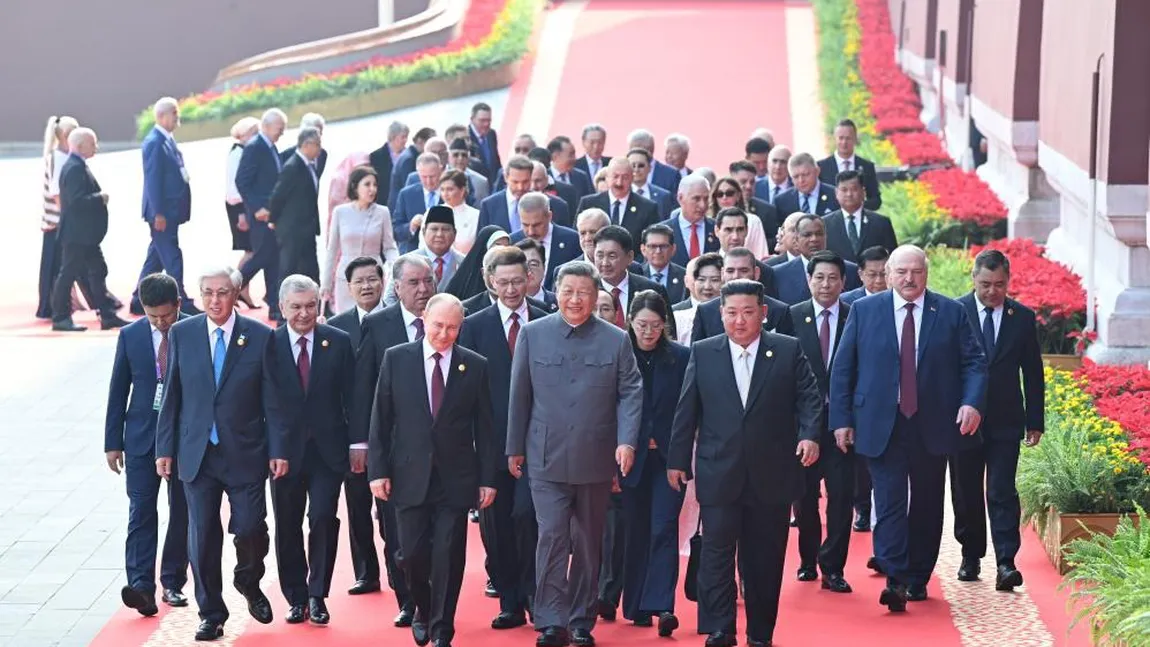Discuții secrete între Putin și Xi Jinping, date de gol de un microfon aprins din greșeală. Planul pus la cale de liderul rus VIDEO