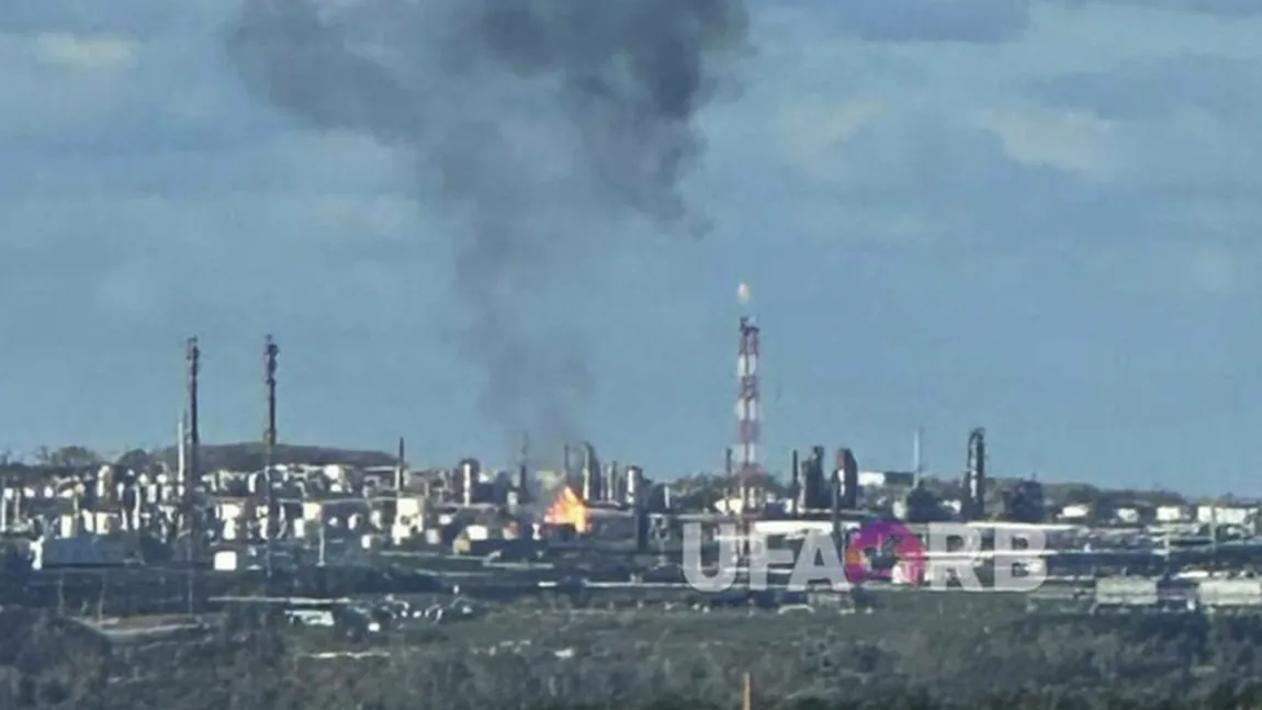 VIDEO Ucraina a lovit cu drone una din cele mai mari rafinării de petrol din Rusia