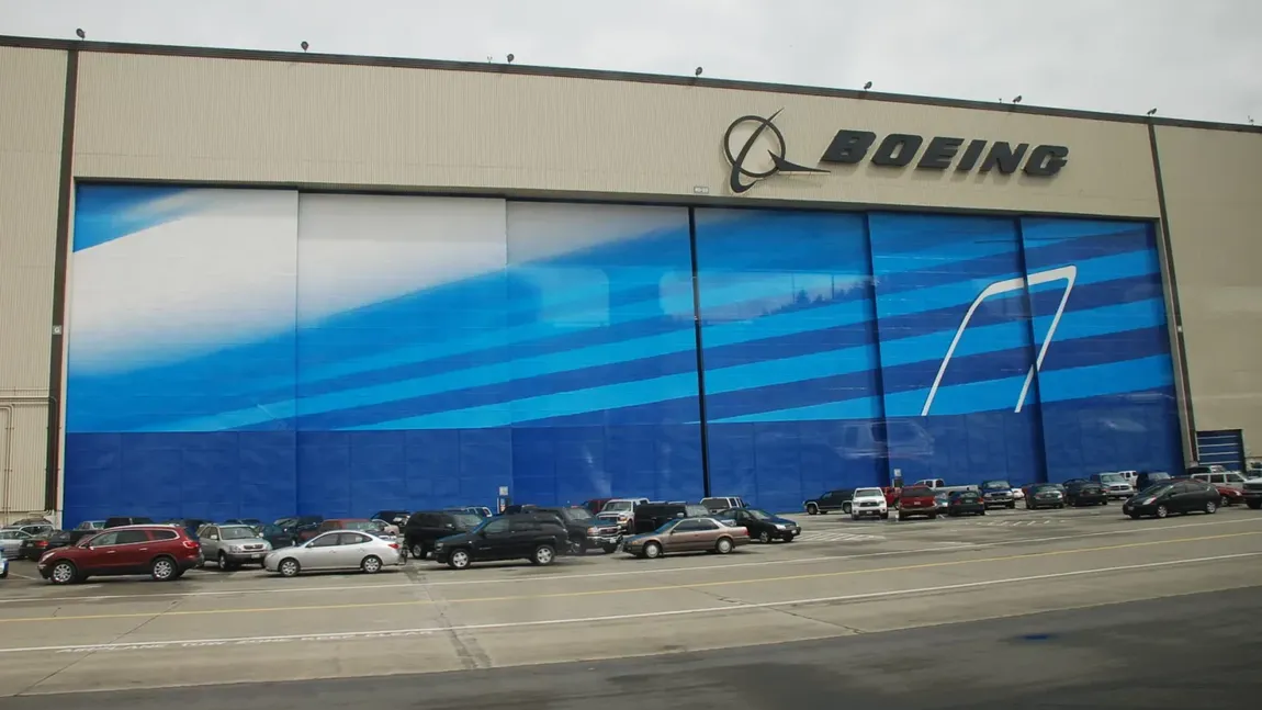 Boeing pune piciorul în prag. Compania anunţă angajări permanente pentru a înlocui muncitorii aflaţi în grevă de mai bine de o lună
