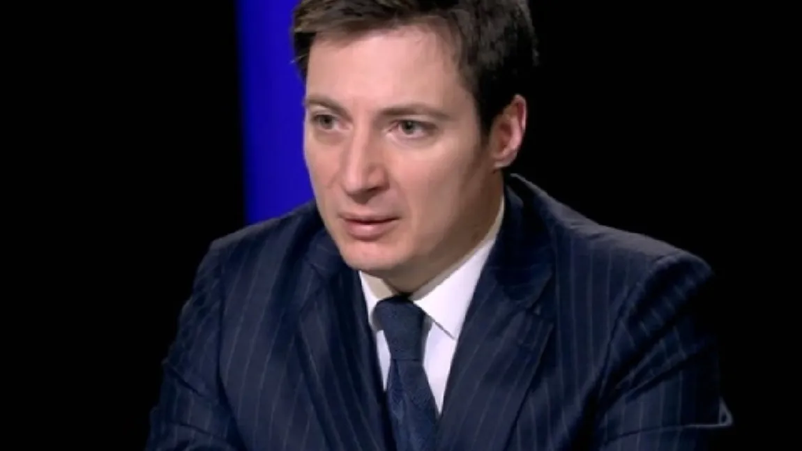 Andrei Caramitru s-a ales cu dosar penal pentru postările de pe Facebook: 