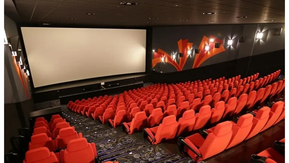 Se scumpesc biletele la cinema. Prețurile diferă în funcție de locul pe care stai în sală