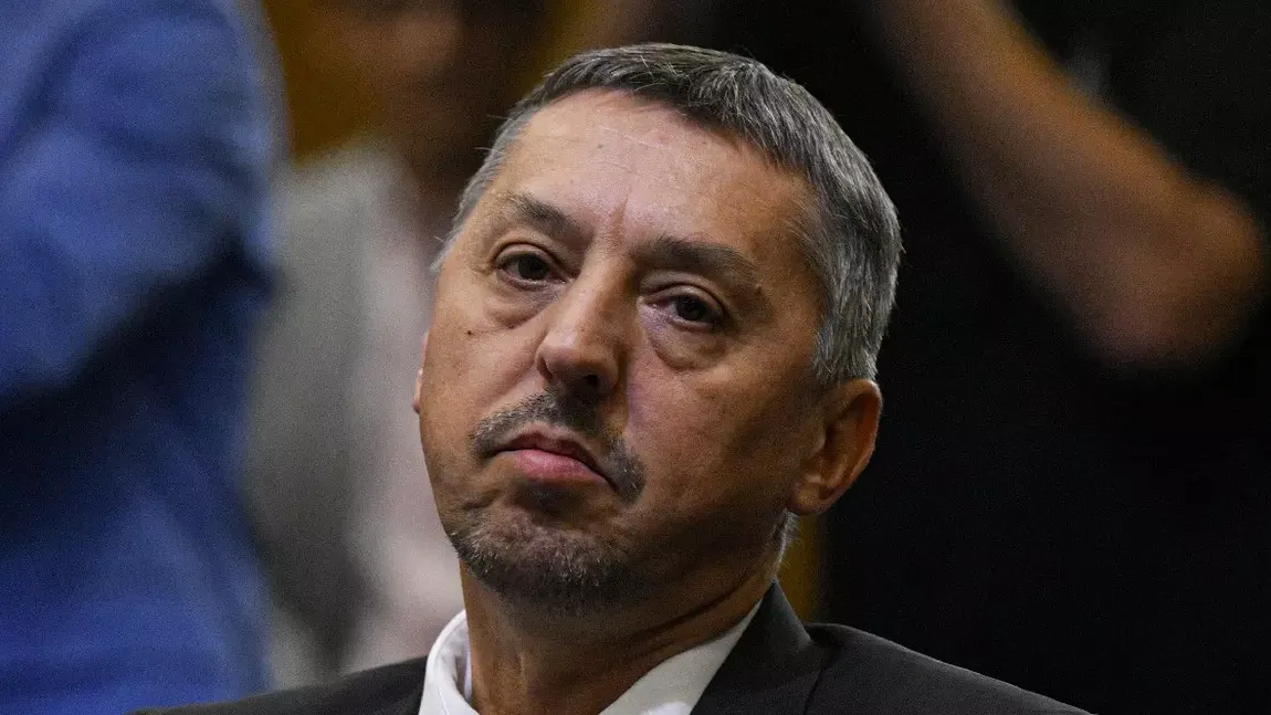 Daniel David anunță că demisionează imediat, dacă moțiunea simplă depusă împotriva sa trece de vot în Parlament
