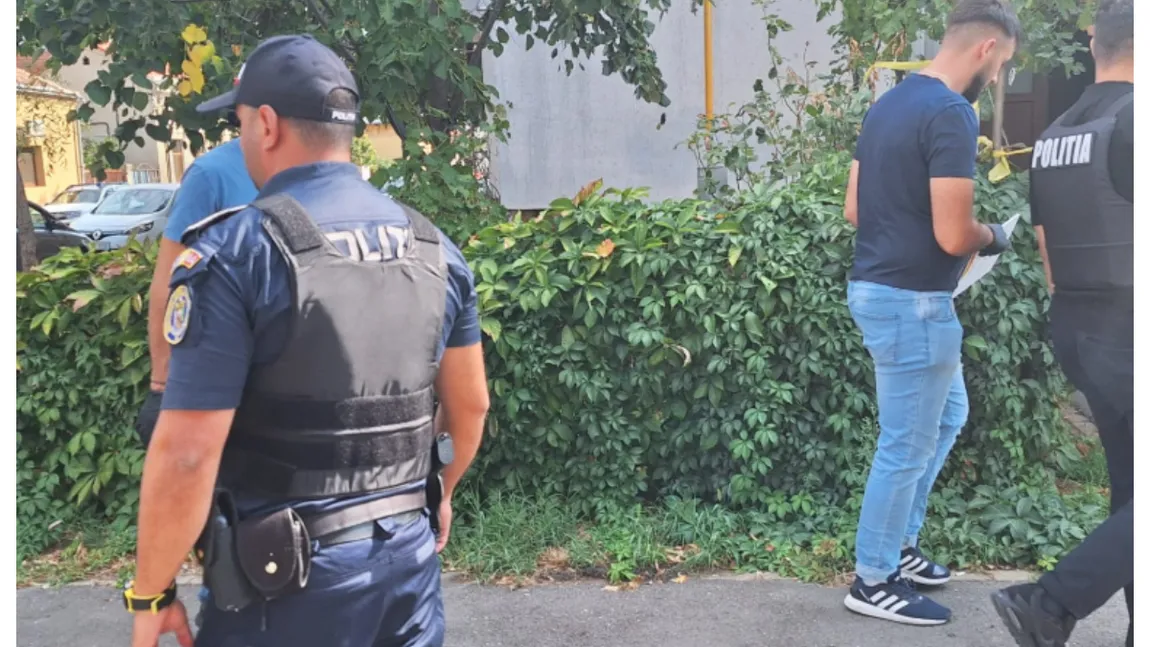 Descoperire șocantă într-un apartament din Mehedinți. O profesoară a fost găsită spânzurată alături de fiul ei. Motivul incredibil care a făcut-o să recurgă la un asemenea gest