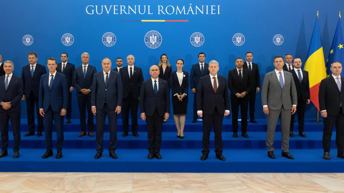 Cât s-a adunat de la miniștrii care și-au tăiat voluntar din salarii. Radu Miruţă: 