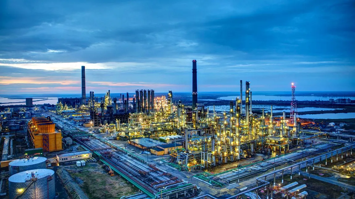 OMV Petrom a redevenit vineri cea mai valoroasă companie de pe Bursa de Valori București, depășind Hidroelectirca. Recuperare de 16 miliarde de lei în doi ani
