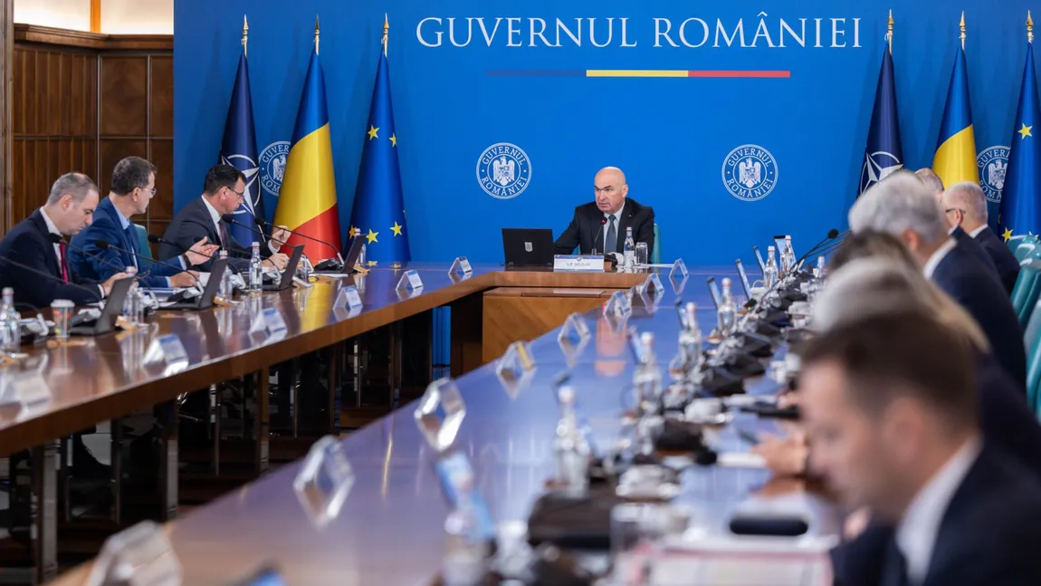 Guvernul schimbă condiţiile de angajare pentru funcţionari. De ce este nevoie de o declaraţie pe propria răspundere