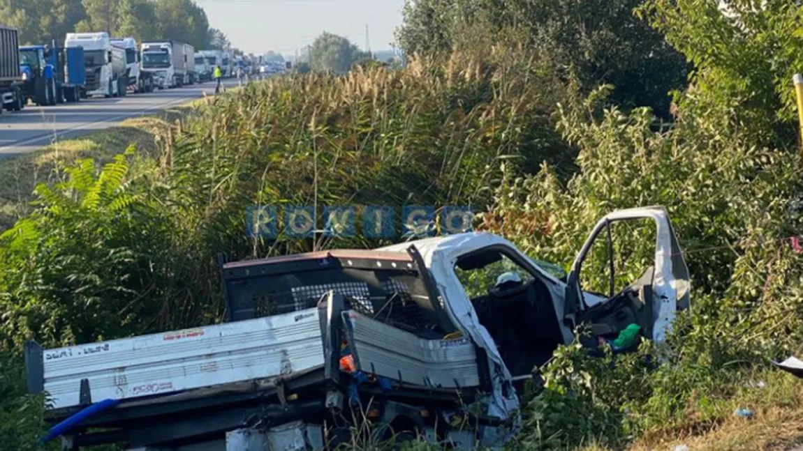 Român de 33 ani, mort într-un accident în Italia. Camioneta lui Marian a fost lovită de două TIR-uri